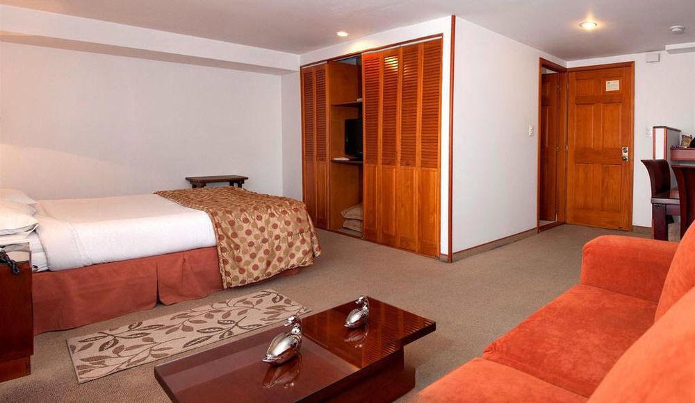 Apartaestudios Los Andes Bogotá Eksteriør billede