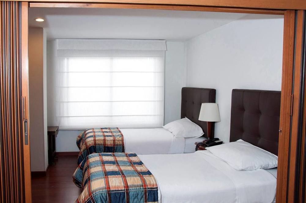 Apartaestudios Los Andes Bogotá Eksteriør billede